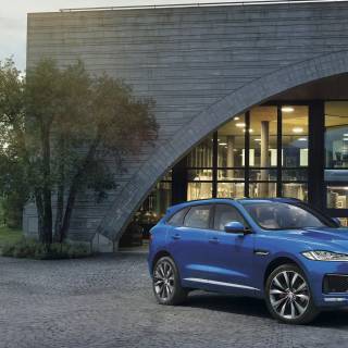 Jaguar F-PACE wallpaper