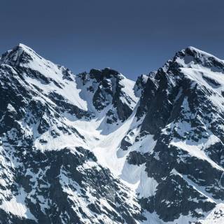 Winter mountains desktop wallpaper