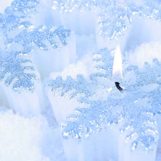 Candle light winter wallpaper