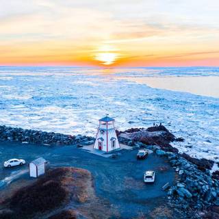 Lighthouse spring wallpaper