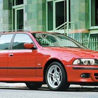 BMW E39 Touring wallpaper
