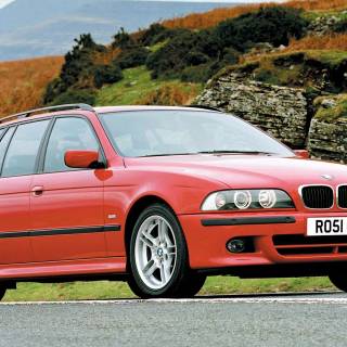 BMW E39 Touring wallpaper