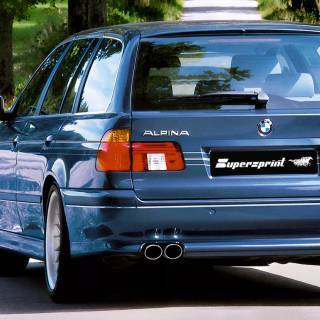 BMW E39 Touring wallpaper