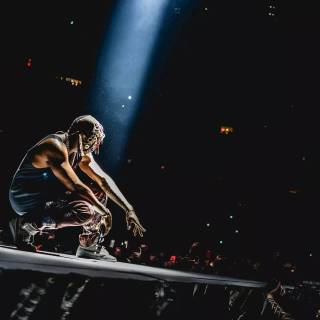 Kanye West laptop wallpaper