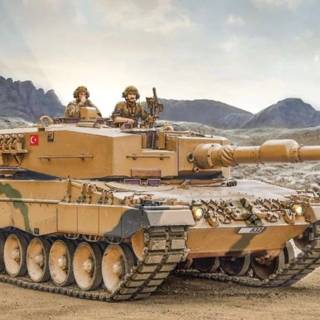 Italeri Leopard 2A4 wallpaper