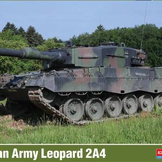 Italeri Leopard 2A4 wallpaper