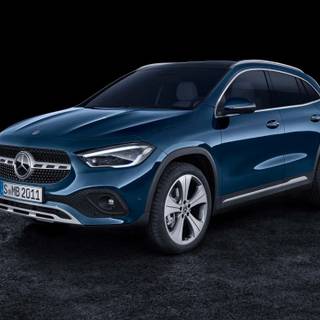 Mercedes-Benz GLA 250 wallpaper
