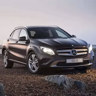 Mercedes-Benz GLA 250 wallpaper