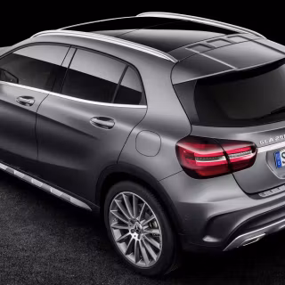 Mercedes-Benz GLA 250 wallpaper