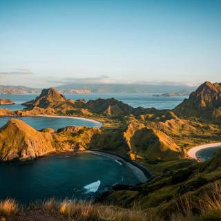 Padar Island wallpaper