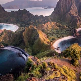Padar Island wallpaper