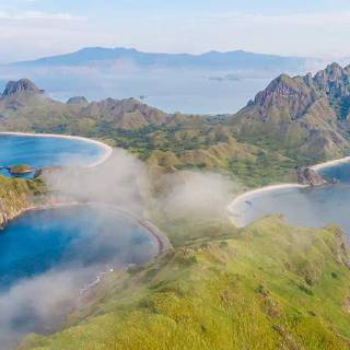 Padar Island wallpaper