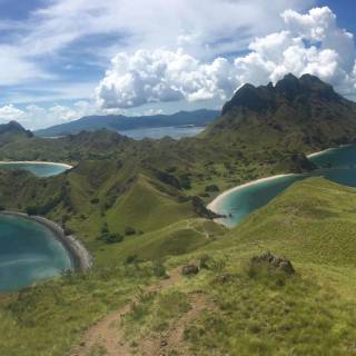 Padar Island wallpaper