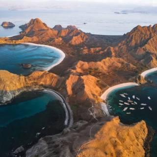 Padar Island wallpaper