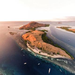 Padar Island wallpaper