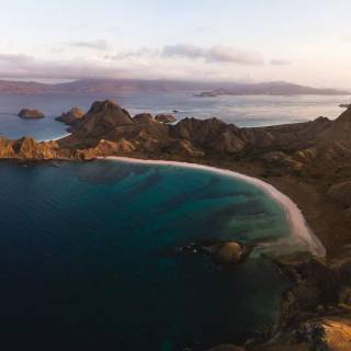 Padar Island wallpaper