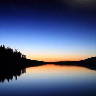 Dual monitor vertical wallpaper