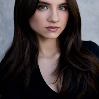 Madeleine McGraw wallpaper