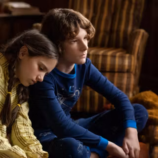 Madeleine McGraw wallpaper