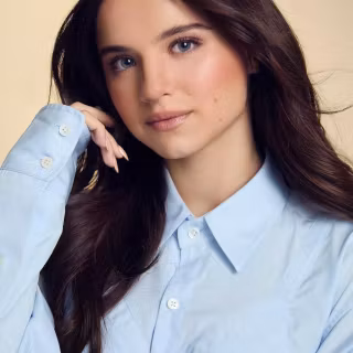 Madeleine McGraw wallpaper