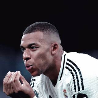 Mbappe Real Madrid iPhone wallpaper