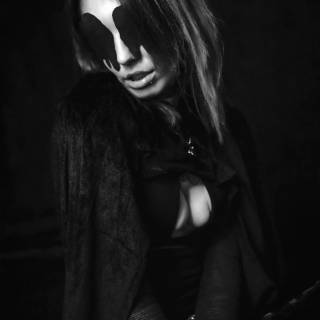 PS5 black and white girl wallpaper