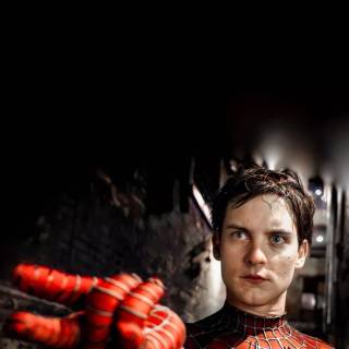 Tobey Maguire iPhone wallpaper