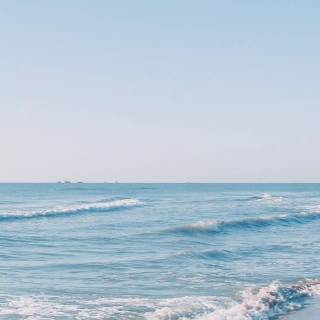Aesthetic beach iPhone wallpaper