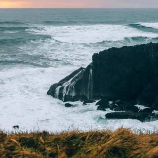 Aesthetic beach iPhone wallpaper