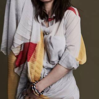 Alexandra Daddario iPhone wallpaper