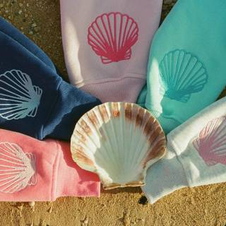 Pink Palm Puff wallpaper