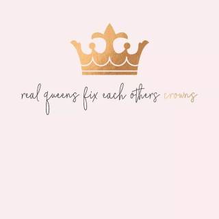 Crown and quotes wallpaper