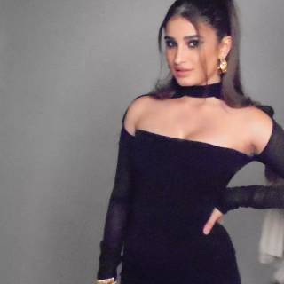 Rasha Thadani wallpaper