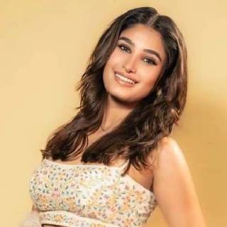 Rasha Thadani wallpaper