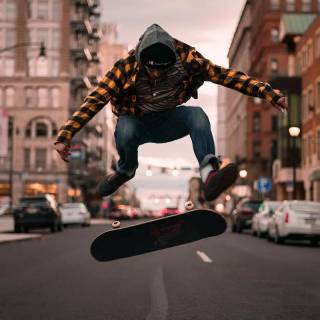 Skateboarding phone wallpaper