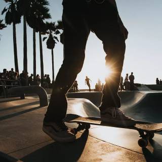 Skateboarding phone wallpaper