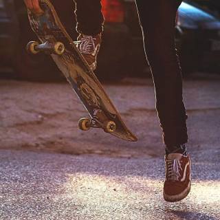 Skateboarding phone wallpaper