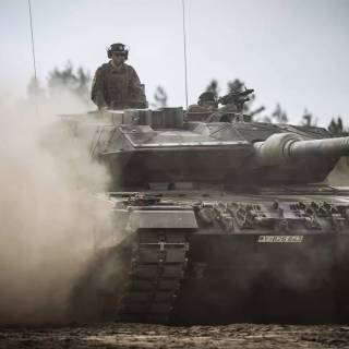 Leopard 2a6 CAN wallpaper