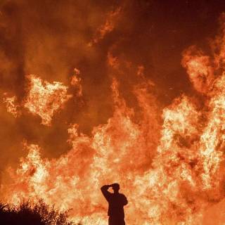 Gigantic fire wallpaper