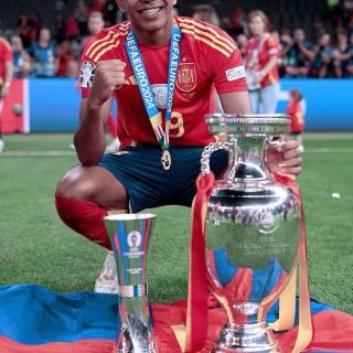 Yamal mobile wallpaper