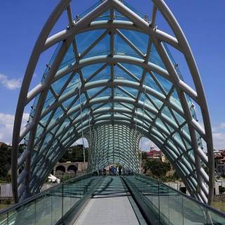 Glass bridge wallpaper