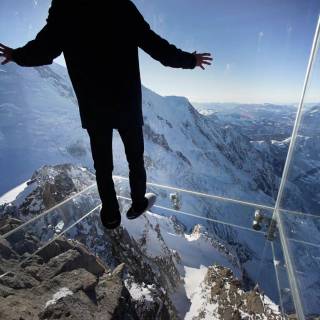Glass bridge wallpaper