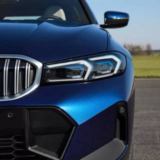 BMW G21 wallpaper