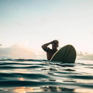 Surfing wallpaper