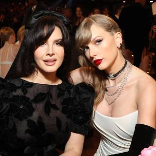 Taylor Swift x Lana Del Rey wallpaper