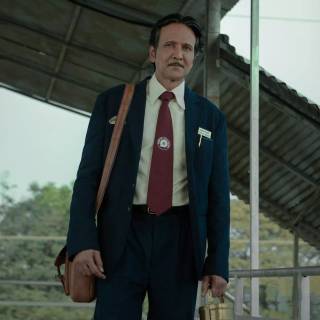 The Railway Men wallpaper