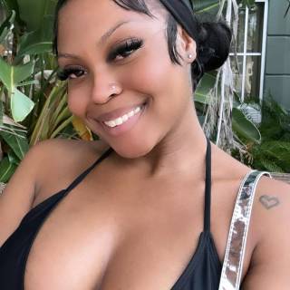 Dasia Temia wallpaper