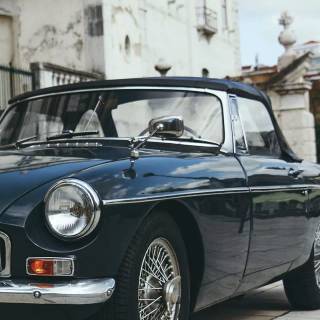 Retro car iPhone wallpaper