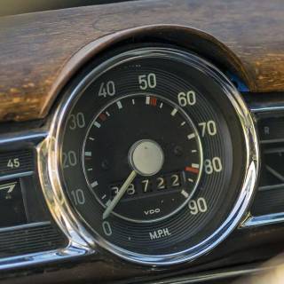 Old car iPhone wallpaper