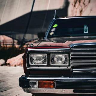 Old car iPhone wallpaper